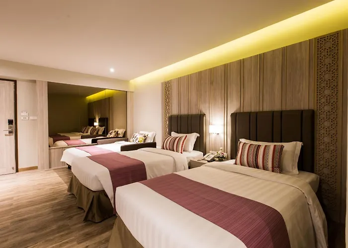 Hotel S.d. Avenue 4*